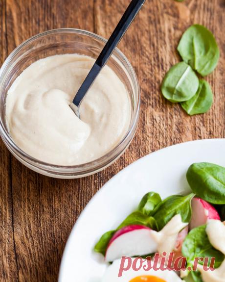 Daria Saveleva | Салат с копчёной форелью и горчично-селёдочной заправкой - Daria Saveleva