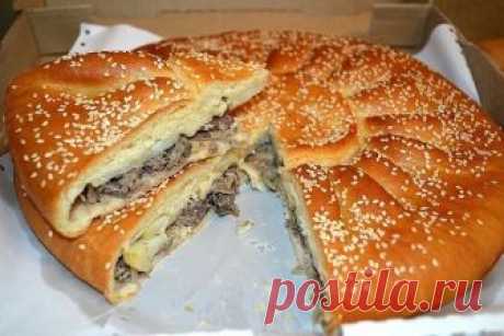 10 рецептов ВКУСНЕЙШИХ  Пирогов. Я сюда добавила ИСКЛЮЧИТЕЛЬНО  рецепты  Обалденно ВКУСНЫХ Пирогов. ИМЕННО те. которые у меня ВЫПРАШИВАЮТ Все ГОСТИ. Я конечно с Радостью им Их ДАЮ.
Приятного аппетита!


1. Пирог заливной с черникой
 _____________________________________________________ 
Очень вкусный пирог,и очень прост в приготовлении.Чернику можно заменить на любую другую ягоду.

для теста:
яйцо 2 шт.
сахар 100 гр.
разрыхлитель 1.5 ч.л. с горкой
слив.масло 120 гр.растопи...