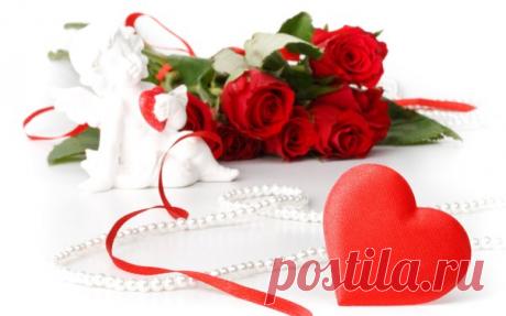 Сердце ищет тепла, сердце сил не жалеет... В бесконечный полёт рвётся наша душа... Сердце ищет любви, и в разлуке болеет, Но на помощь ему доктора не спешат... Вы не бойтесь любить, и быть в чувствах щедрее... Счастлив тот, кто любовь раздаёт без конца, Ведь от скупости чувств наши души скудеют, А от скудости душ – так грубеют сердца... Сердце ищет тепла на промокших аллеях, Сердце ищет любви для продрогшей души... Сердце ищет любви... Устаёт, и слабеет, Сердце ищет тепла,... ты к нему…