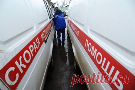 В российском детском саду ребенку сломали ключицу. В детском саду Челябинска девочке сломали ключицу. По словам матери пострадавшей, дочь пожаловалась на боль в руке, когда ее забирал из детсада отец. Она плакала от боли при переодевании. После этого родители отвезли ребенка в травмпункт, снимок рентгена показал перелом ключицы.