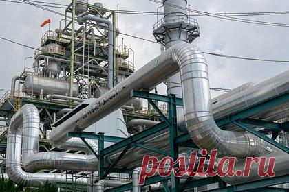 Нефтяной танкер сломался в Cуэцком канале. У нефтяного танкера сломалось оборудование во время прохода через Суэцкий канал, к нему направили три буксира. По данным агентства РИА Новости, в главный центр управления судоходством поступило сообщение о неисправности на 12-м километре канала механизмов танкера Seavigour.