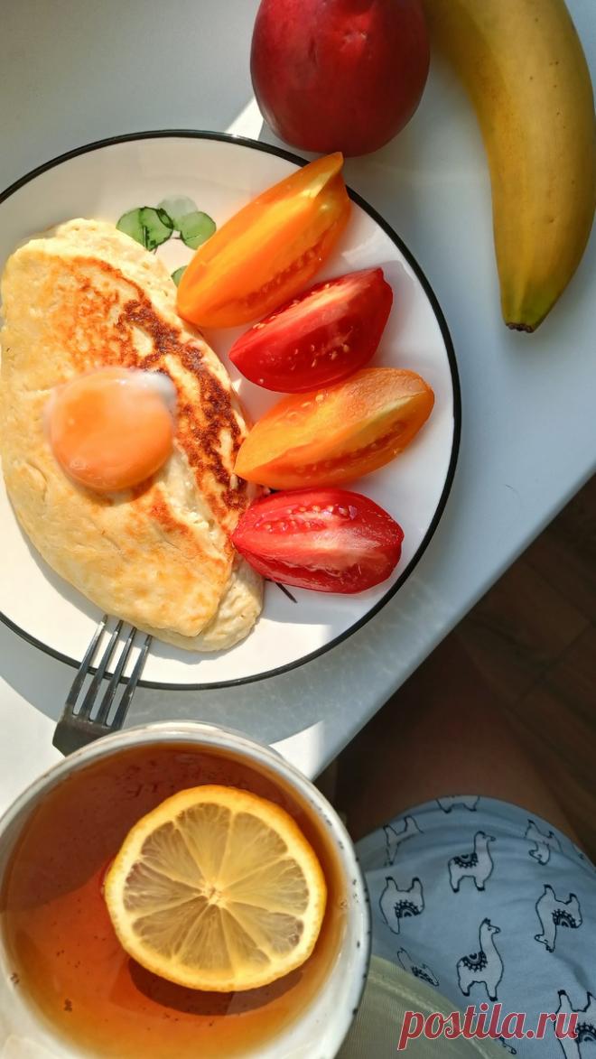 Август: недельные завтраки, обеды и ужины: яблочные сырники, кабачковое тако, пшённо-творожная запеканка, шпинтано-чесночные вафли и др. | #homeaesthetics | Дзен