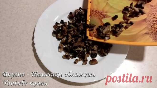 САЛАТ МГНОВЕННО ИСЧЕЗНЕТ СО СТОЛА! ГОСТИ ОЦЕНЯТ! Салат с грибами на Новый Год. Рецепт салата