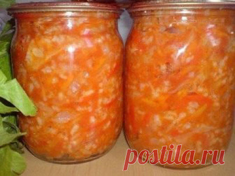 Салат овощной с капустой и рисом