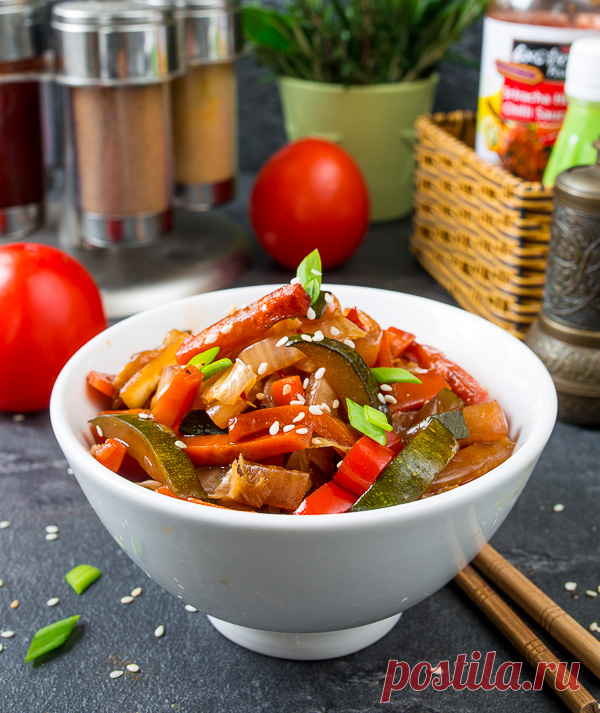 Овощи вок на Вкусном Блоге Просто, вкусно, по-азиатски. Мой любимый гарнир и самостоятельное овощное блюдо в последнее время. И сюда подходят любые быстро готовящиеся овощи – перец, баклажаны, брокколи, стручковая фасоль, шампиньоны, вешенки. Если найдете ростки сои – сюда же их 🙂 Сейчас я привожу один из самых простых вариантов – с морковью, пекинской капустой,…