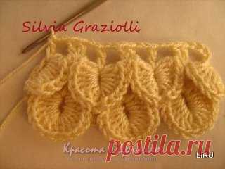 (3) Facebook