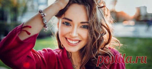 Кто из знаков зодиака самые непостоянные и неуловимые?
Вот эти знаки Зодиака исчезают так же быстро как и появляются. Они непостоянны в своих желаниях, любят всё новое и могут исчезнуть даже не попрощавшись. Эти знаки Зодиака принадлежат к мутабельному кресту в астрологии. Всех их объединяет одно — их гибкость и неуловимость. Вот кому из знаков Зодиака приходится всю жизнь бороться со своим непостоянством. […]
Читай пост далее на сайте. Жми ⏫ссылку выше
