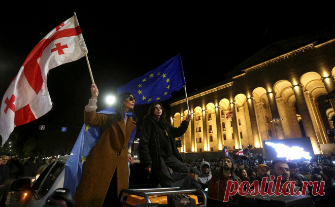 В Грузии закроют информационный центр НАТО и ЕС. Власти Грузии с 1 июля закроют информационный центра НАТО и Евросоюза (ЕС).