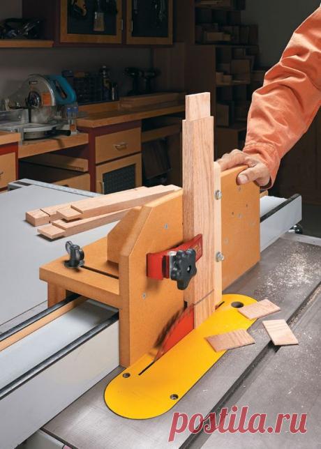 This table saw tenon jig holds a workpiece vertically or at an angle and adjusts to fit any rip fence.