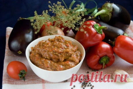 Икра из баклажанов с помидорами на зиму через мясорубку — Сад Заготовка
