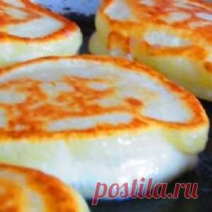 На завтрак не стоит ломать голову: нежные и вкусные оладушки по-старинке