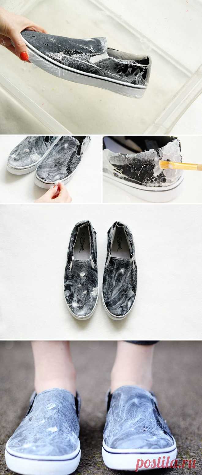 DIY Marbled Trainers