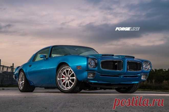 Custom 1972 Pontiac Firebird Trans-Am Ram-Air