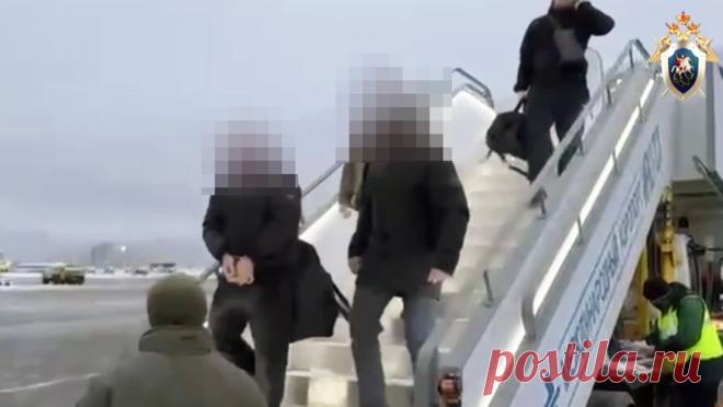 Суд арестовал мужчину из Иркутской области за пропаганду агрессии против властей. В Иркутской области 39-летнего жителя города Шелехова арестовали на два месяца по обвинению в активном участии в экстремистском сообществе, направленном против правоохранительных органов. Об этом сообщили в Следственном управлении СК РФ по ...