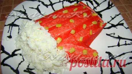 Салат "Варежка Деда Мороза" с крабовыми палочками