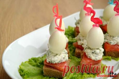 Канапе на шпажках на праздничный стол: простые и вкусные рецепты.