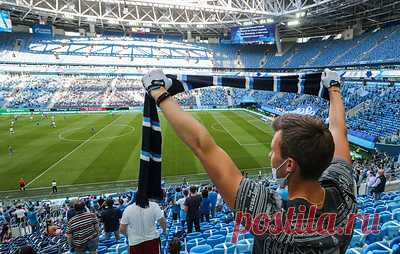 "Зенит" впервые с 2009 года стал чемпионом Молодежной футбольной лиги. За тур до конца "Краснодар" не сможет опередить "Зенит" по дополнительным показателям