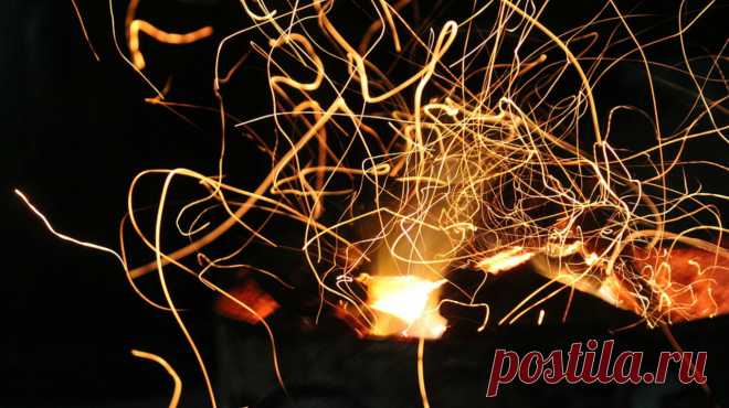 Почему конфликт — это энергия и творческая сила Конфликт — это не только ссоры и несовпадение взглядов. На самом деле он всюду: в желаниях, когда мы хотим того, чего у нас нет; в обстоятельствах: когда что-то идет не так, как мы задумали. Конфликт поглощает нашу энергию, если с ним неправильно обращаться. Новый взгляд на спорные ситуации предлагает книга «Конфликт — это подарок» ( оказывается, конфликт из разрушающего действа можно превратить в энергию и творческую силу —