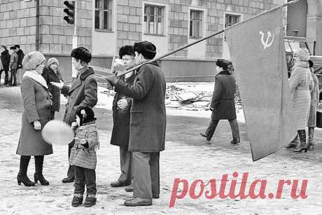 Как бы мы жили сейчас, если бы СССР сохранился?.