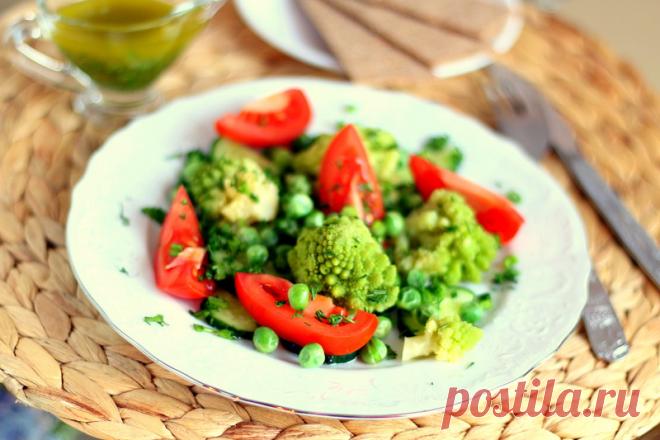 На этой кухне многие ели. Некоторые до сих пор живы