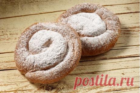 Испанские булочки с абрикосовым джемом - KitchenMag.ru