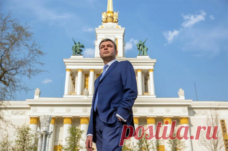 Город в городе. Гендиректор ВДНХ рассказал о будущем легендарной выставки. Как развивается территория ВДНХ сейчас, какие новые объекты на ней появятся и почему именно здесь пройдет выставка-форум «Россия», aif.ru рассказал и генеральный директор ВДНХ Сергей Шогуров.
