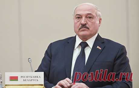 Лукашенко сообщил, что вновь перенес ковид после заражения омикрон-штаммом. Президент Белоруссии считает, что в борьбе с пандемией правильная тактика избрана в России