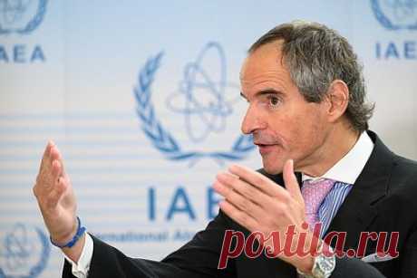 В МАГАТЭ назвали ситуацию на ЗАЭС проблемой глобального уровня. Генеральный директор Международного агентства по атомной энергии Рафаэль Гросси заявил, что ситуация на Запорожской атомной электростанции является глобальной проблемой, выходящей за рамки технических аспектов. «Это вопросы глобального значения, относящиеся к международному миру и безопасности», — отметил он.