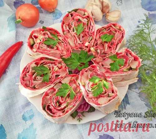 Рулет из лаваша с селёдкой