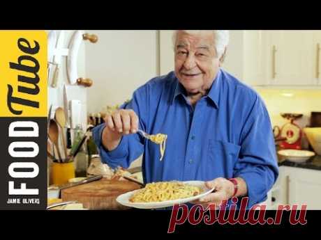 Real Spaghetti Carbonara | Antonio Carluccio