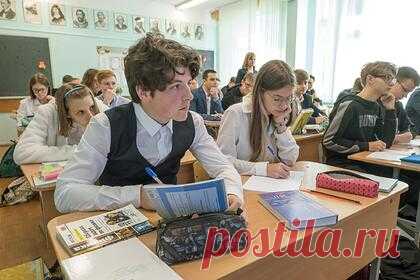 В Госдуме объяснили необходимость сокращения числа контрольных работ в школах. Депутат Госдумы Олег Смолин заявил, что порядка 30 процентов времени школьники тратят не на получение нового материала, а на контроль полученных знаний, что мешает общему процессу образования. Кроме того, сегодняшняя программа крайне сложная и обширная, потому объем предлагаемого ученикам материала следует сократить.