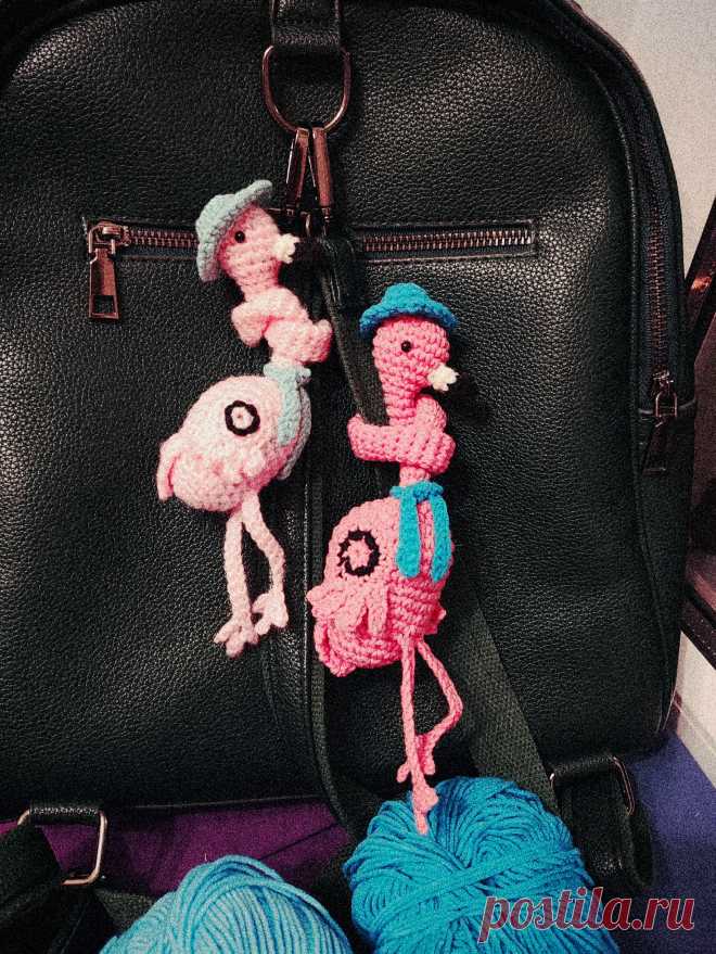 PDF Фламинго Завязинго крючком. FREE crochet pattern; Аmigurumi toy patterns. Амигуруми схемы и описания на русском. Вязаные игрушки и поделки своими руками #amimore - розовый фламинго из обычной пряжи, птицы, птичка.