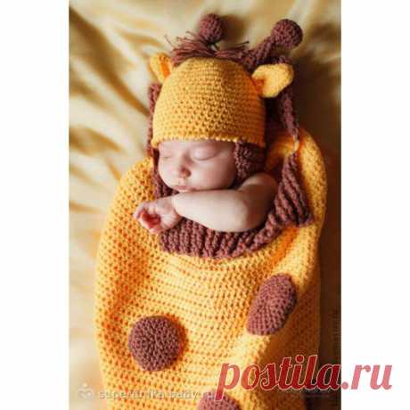 Конверт вязаный на выписку из роддома для новорожденного весна,лето,осень,зима