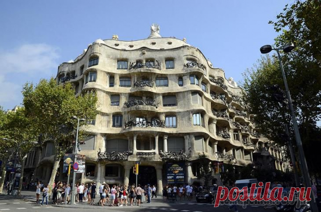 Испания - стана фиесты, корриды и фламенко.