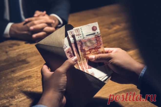 Госдума приняла закон о компенсации за невыплату заработной платы. Законопроект был разработан правительством РФ в целях исполнения постановления Конституционного суда.