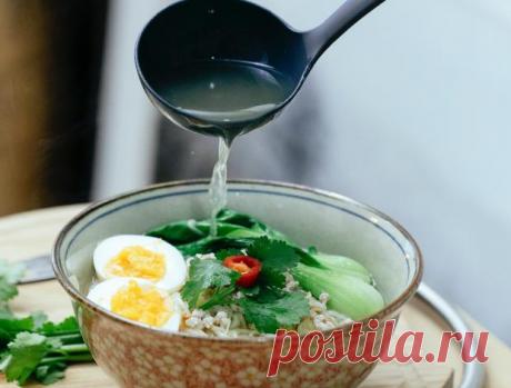 Что приготовить на обед: рецепт пикантного японского супа "Рамэн"