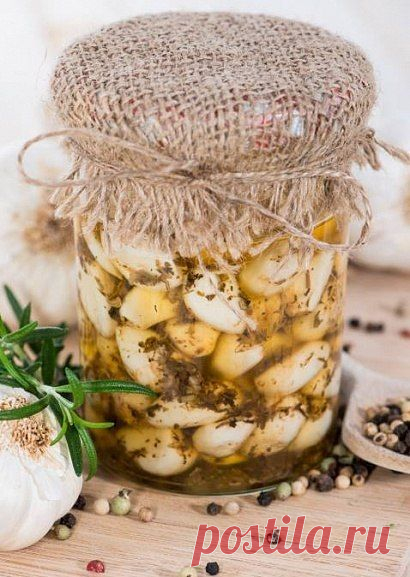 Пряный чеснок в масле с травами!