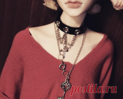 @thedollkastle в Instagram: «I keep hearing noises in my apartment and it's creeping me out. Here's some Rose. Sorry his shirt is kinda crap❤️🌷🌷🌷🌷 #bjd #pastel #anime #gay #yaoi #fashion #hipster #indie #grunge #flower #flowercrown #dolls #artist #chain #boys #gay»