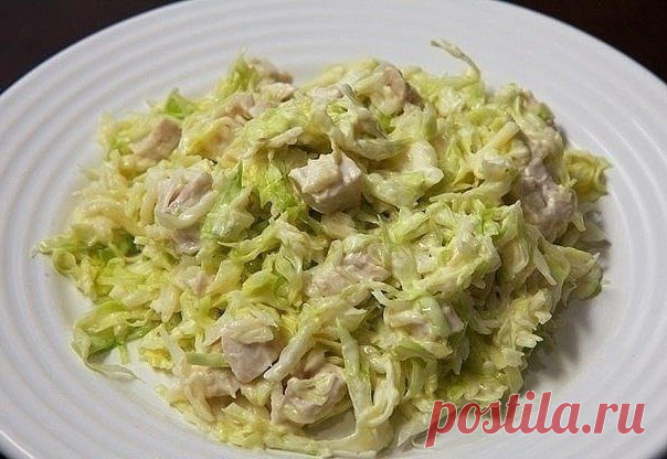 Салат для сушки тела

Вкусно, сытно и очень диетично!

Калорийность на 100 гр. — 77,7 ккал
Ингредиенты:

 филе куриных грудок, без кожи - 500 гр.
белокочанной капусты - 500 гр.
2 отварных яйца
йогурт натуральный - 200 гр
соль по вкусу

Приготовление:
1. Положите курицу в подсоленную кипящую воду и варите в течение 15-20 минут до готовности. Выньте курицу из воды и отложите ее в сторону, чтобы остыла.
2. достаточно мелко нашинкуйте капусту (без кочерыжки), положите ее в глу...