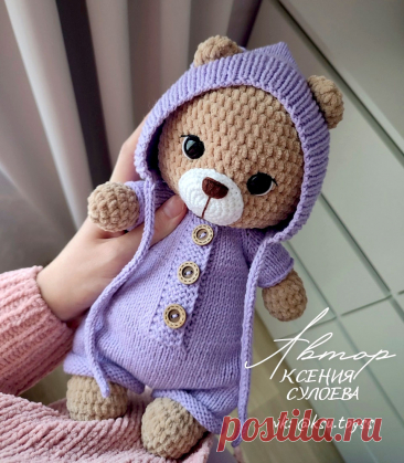 PDF Мишка Дюди крючком. FREE crochet pattern; Аmigurumi toy patterns. Амигуруми схемы и описания на русском. Вязаные игрушки и поделки своими руками #amimore - плюшевый медведь, большой медвежонок, мишка из плюшевой пряжи.