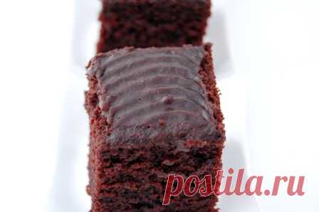 Krizinis beprotiškas pyragas (Crazy Cake) - Dailona  be kiausiniu