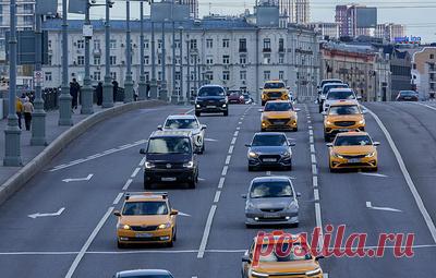 В ГД обсудили возможность введения скидок в такси для многодетных. В обычную машину невозможно установить три детских кресла, однако тариф для многодетных можно рассмотреть для минивэнов, считает первый зампред комитета по защите семьи, вопросам отцовства, материнства и детства Татьяна Буцкая