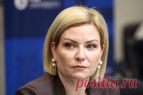 Любимова наградила победителей конкурса &quot;Дом культуры. Новый формат&quot;. В 2025 году на конкурсе было рассмотрено 150 проектов из 72 регионов РФ