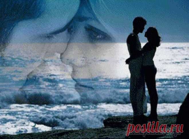 Камнем (Стих) А ночью будет вновь не так,Пройдя все точки невозврата,Ты мне подашь условный знак,Что быть захочется распятой.Вот сколько нам таких греховОтпустят новым утром Боги?Но нам даётся всё легко,Что суд не ...