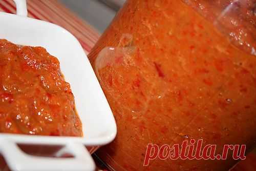 Айвар - паста из перцев и баклажанов. Сербская кухня.