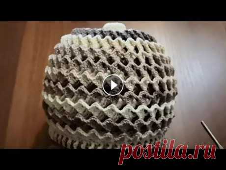 Шапочка с эффектом 3Д, шапка крючком. Шапочка 3Д, выполнена из пряжи ,,YarnArt,, в 50гр.-160м., расход два моточка, крючок 3,5мм. Ссылка на пуговку...