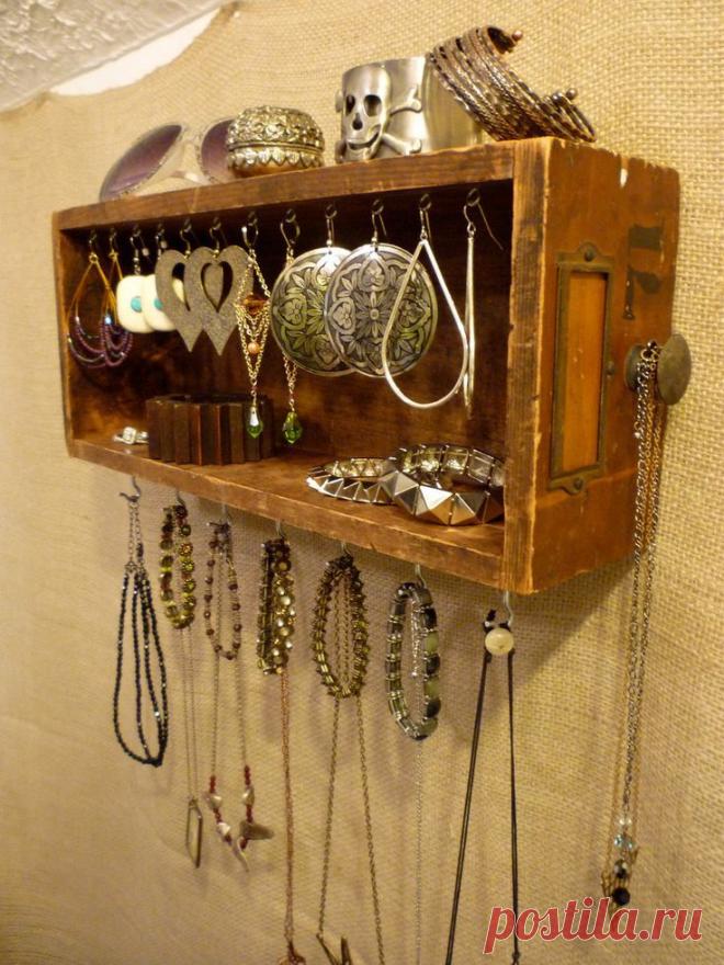 Upcycled Jewelry Organizing Display (Wood Drawer 71)