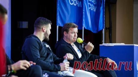 Пименов — о самом трудном матче в карьере: взглянул на табло в надежде, что скоро перерыв, а шла только 20-я минута. Бывший игрок «Локомотива» Руслан Пименов назвал свой самый трудный матч в карьере. Читать далее