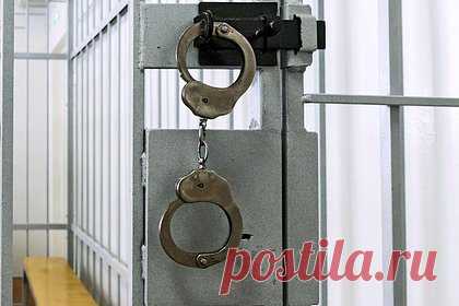 Россиянина приговорили к пожизненному сроку за убийство сожительницы и ее внучки. Краснодарский краевой суд приговорил к пожизненному лишению свободы 41-летнего приезжего из Ростовской области Алексея Кордюка за убийство 61-летней сожительницы и ее 13-летней внучки. 19 июня 2020 года фигурант поссорился с сожительницей в доме на улице Глинки в городе Апшеронске.