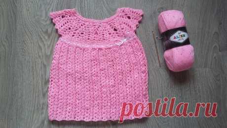 Очаровательное розовое платьице на девочку 3х лет.  Пряжа с люрексом и паетками. Стоимость 2500. Звоните: +7(915)008-31-63 (Мария). Также вяжу на заказ.